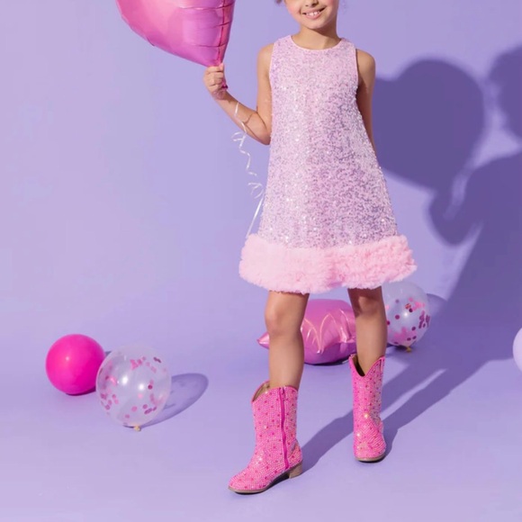 SHIMMERING PINK SEQUIN DRESS